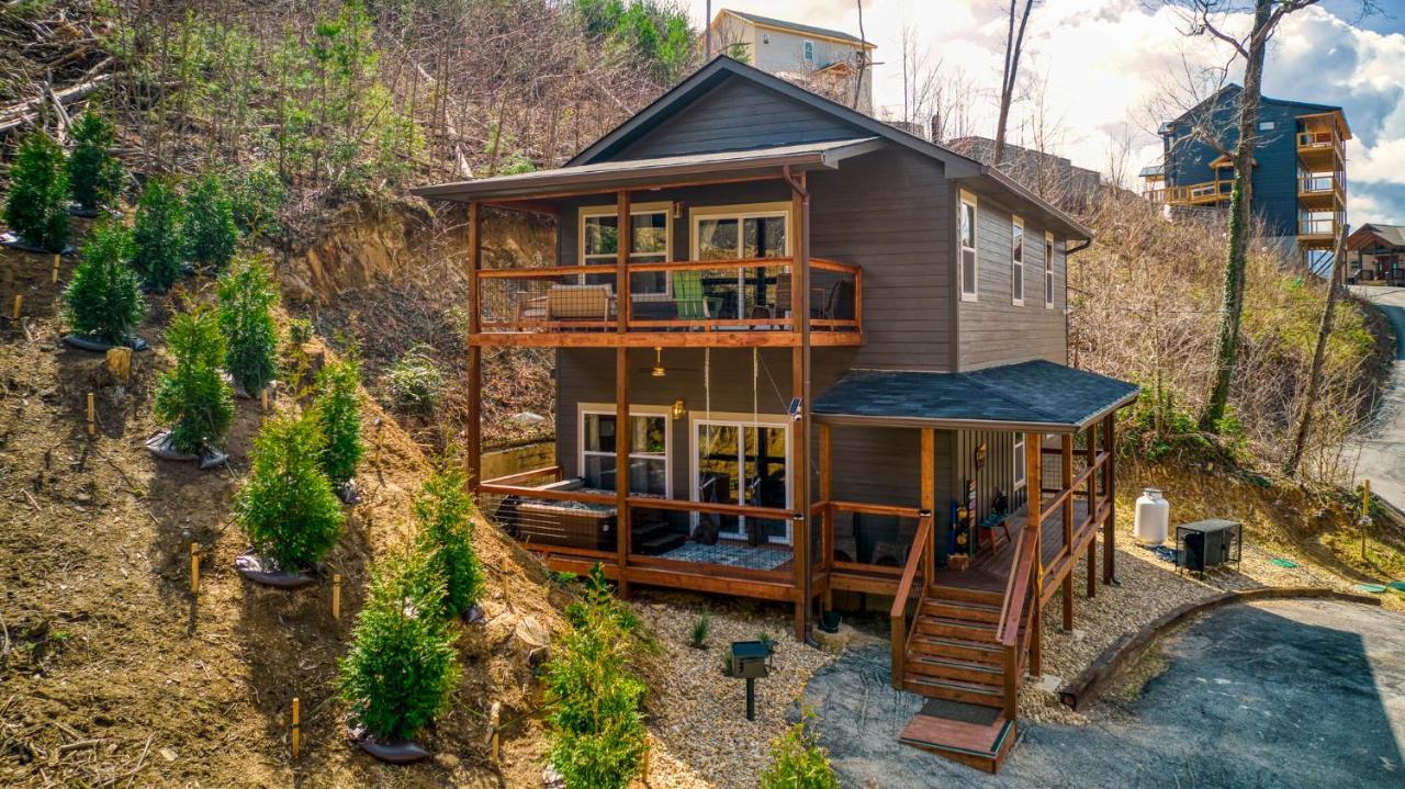 הוילה גטלינבורג Mins To Gburg Sleeps 8 Hot Tub Arcade Area Pool מראה חיצוני תמונה